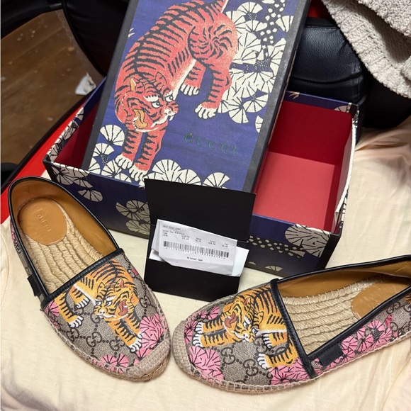 Gucci Women's Espadrille Loafers - Pink and Brown - Picture 3 of 16